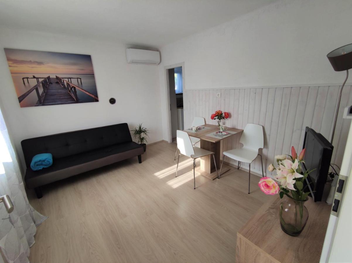 Apartman Josip Garica Bagian luar foto