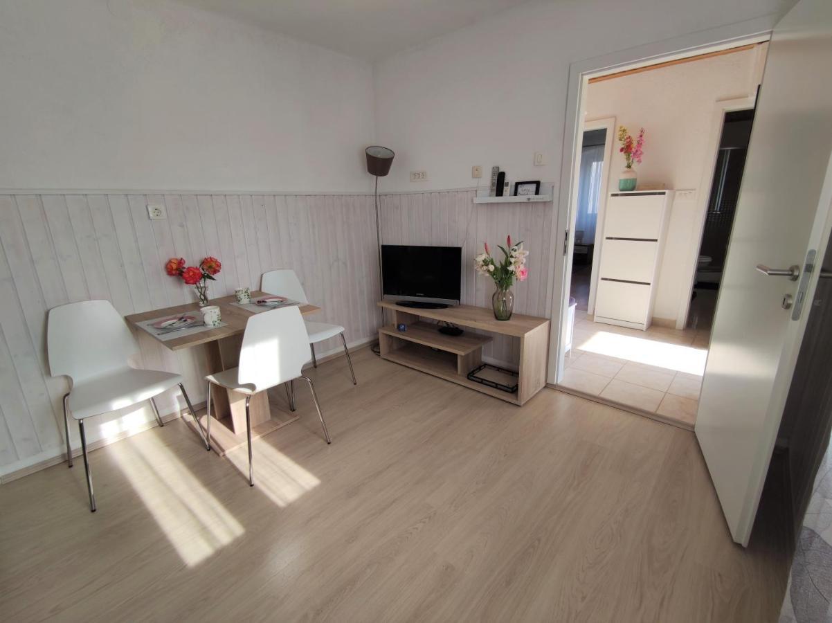 Apartman Josip Garica Bagian luar foto