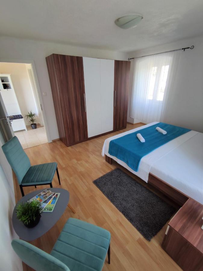 Apartman Josip Garica Bagian luar foto